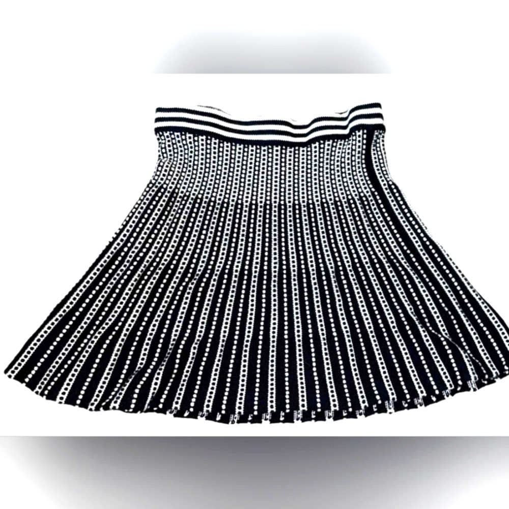 Catherine Malandrino Pleated Sweater Black and White Medium Mini Skirt
